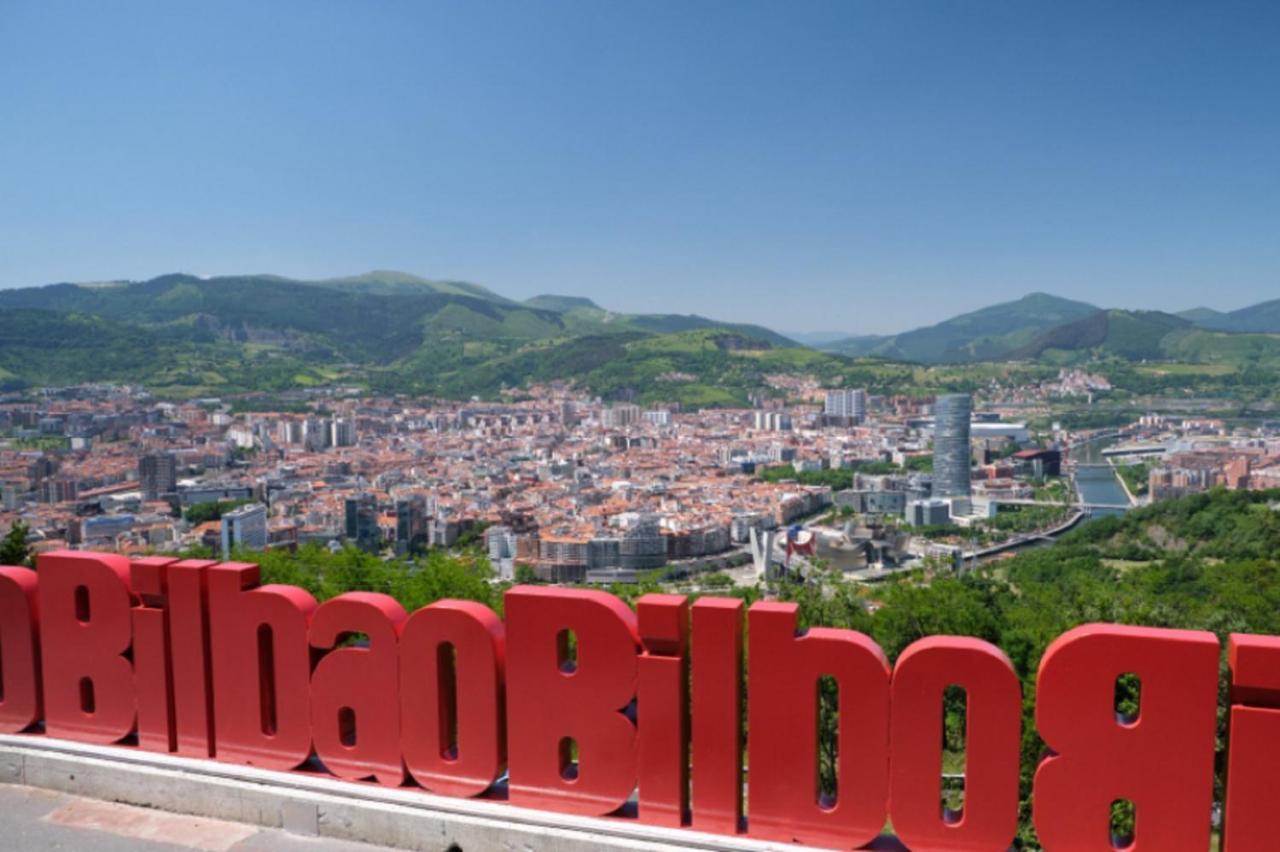 Apartamento Portugalete Gran Bilbao 3 Dormitorios - 3 Bedrooms מראה חיצוני תמונה